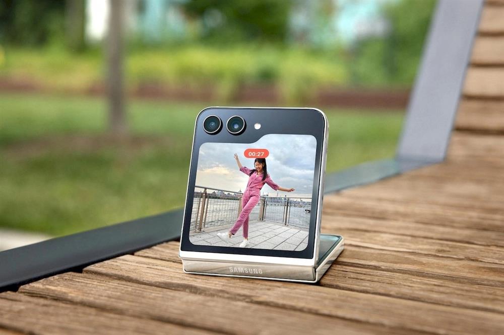 三星 Galaxy Z Flip 5 手机国行发布4.jpg