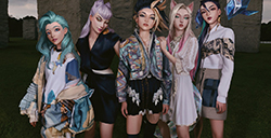 《英雄联盟》KDA女团登上DAZED封面