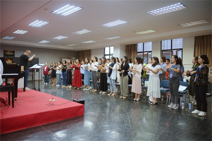 图片3 快乐音乐教室项目教师培训现场.jpg