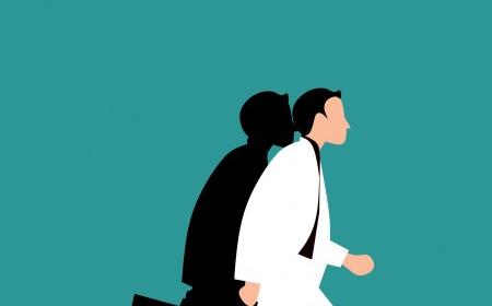 全球出现倒闭潮！“文科已死”引热议：理科王道论你认同吗