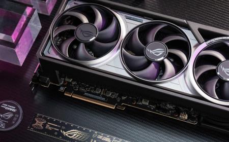 新晋卡皇 ROG ASTRAL RTX5090D夜神显卡登场！
