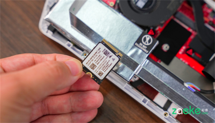 22222222【知客】升级大容量存储：WD_BLACK迷你型M.2 2230 SSD掌机换卡体验_final2881.jpg
