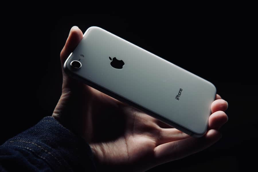 iPhone为何不使用大容量电池？3.jpg
