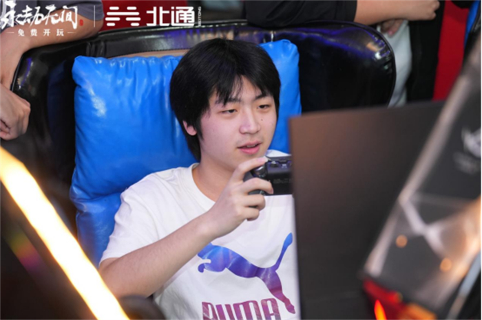 北通杯中的女战神 用北通游戏手柄发挥永劫无间巅峰实力506.jpg