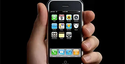 未开封初代iPhone亮相拍卖会  估价将超21万元