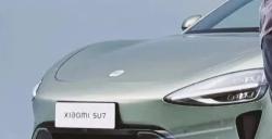 小米SU7实车谍照曝光 电动尾翼造型酷炫