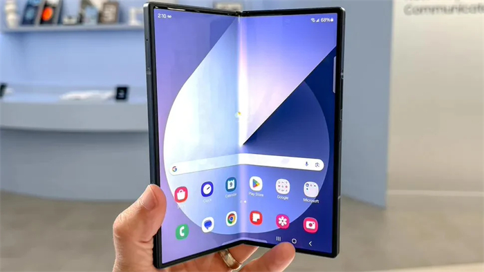 三星 Galaxy Z Fold6 折叠屏发布 更薄更耐用