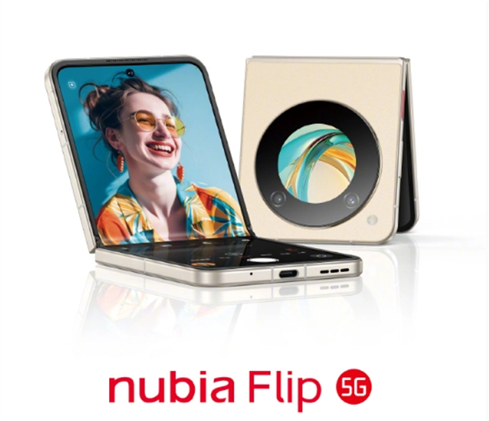 努比亚 nubia Flip 小折叠手机发布1.jpg