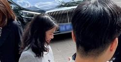 英伟达回应美国芯片管制：严格遵守 不通过任何途径转售到中国