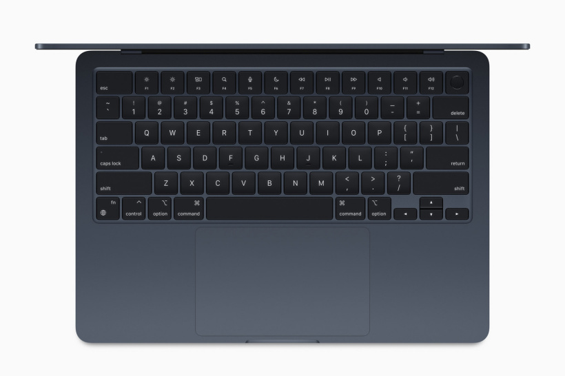 M2芯片MacBook Air 或将于7月15日正式开售-2.jpg